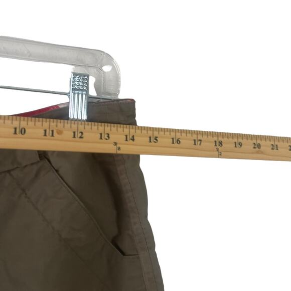 Alpine Design Women's Size 6 Green Cargo Outdoor Shorts - Picture 8 of 9